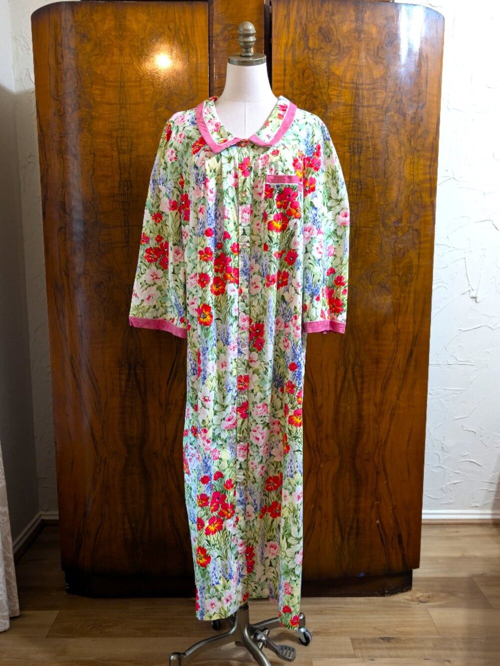 Vtg Models Coat by Swirl Grandma core Floral Maxi Duster 18 Housecoat Pink Trim
